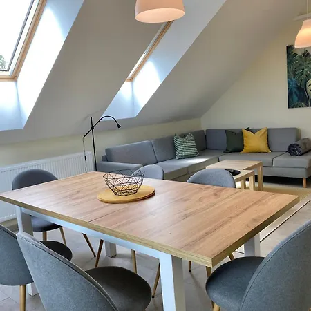 Brisa Balaton Apartment Balatonalmadi